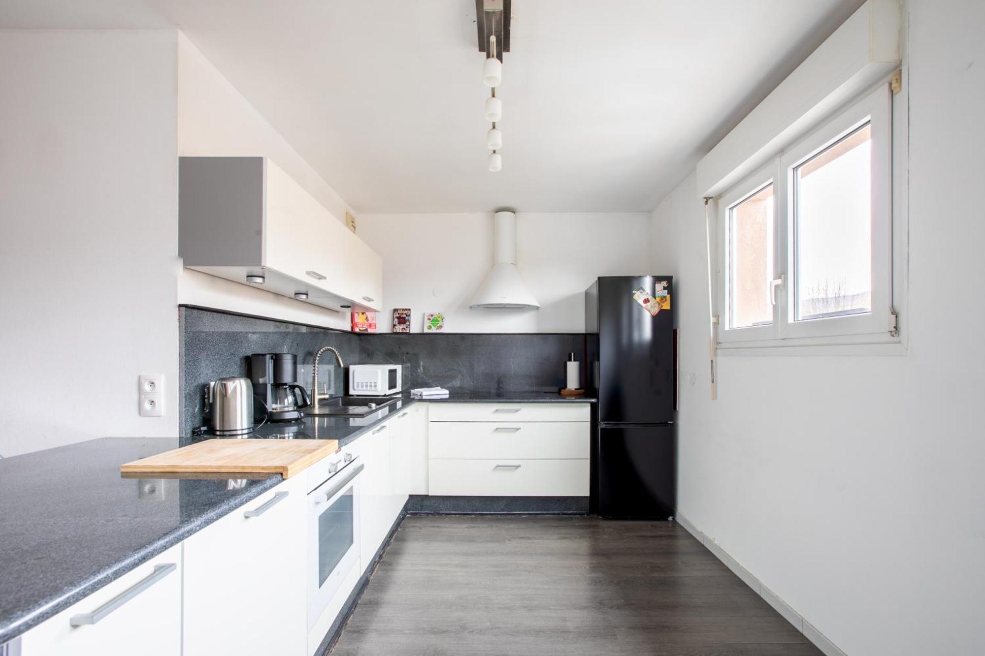 Choupette De La Vallee Avec Garage Apartment